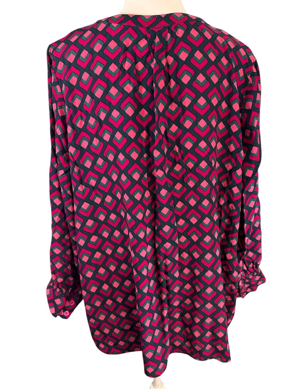 Terra & Sky Pink and Black Geometric Pintuck Tunic 2X - Picture 5 of 8